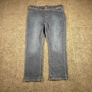 Signature by Levi Strauss Size 18 Totally Shaping Pull On Ankle Straight Jeans